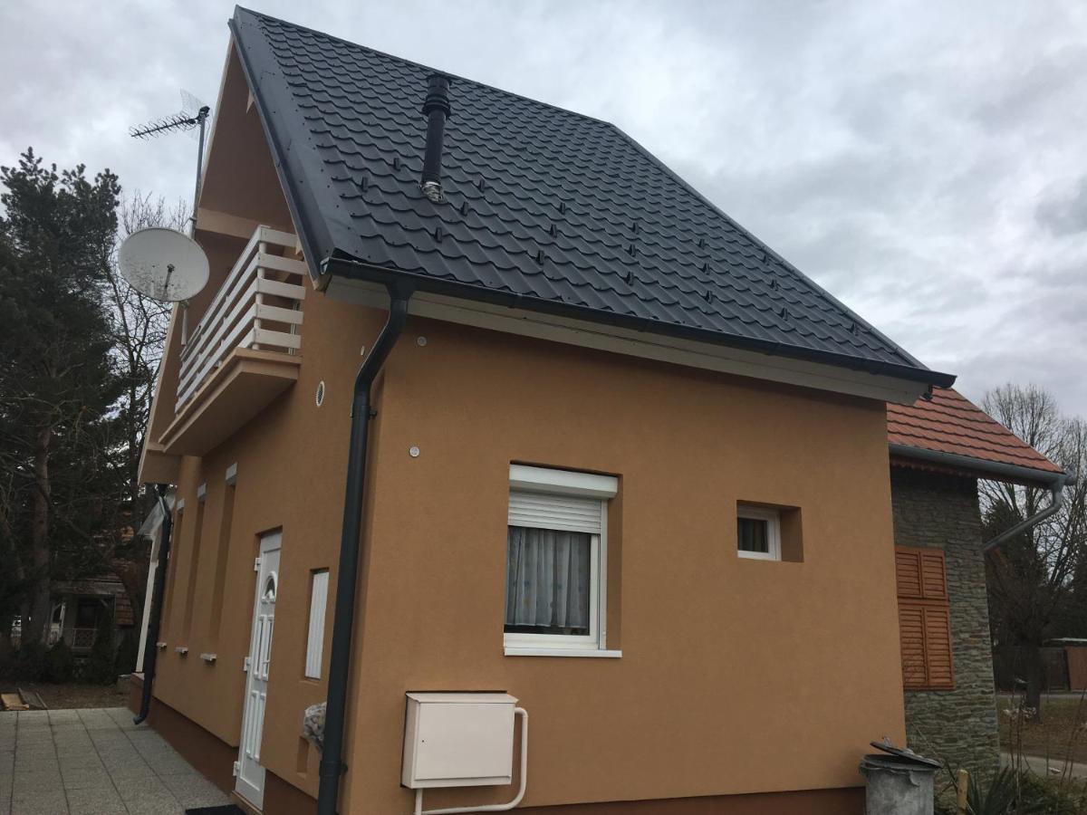 Pesti Apartmanhaz Bük Екстериор снимка